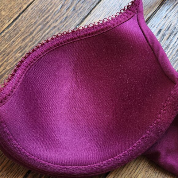 NEW 32C VICTORIAS SECRET red wine colored lined demi style bra Crossable straps - Picture 6 of 7